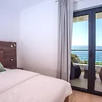 Seaview Lemona Villa *