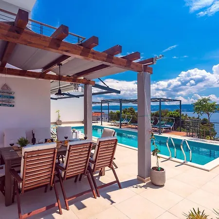 Seaview Lemona Vila *