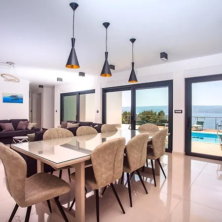 Vila Seaview Lemona *