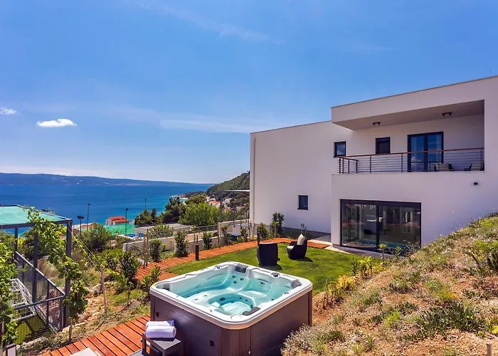 فيلة Seaview Lemona